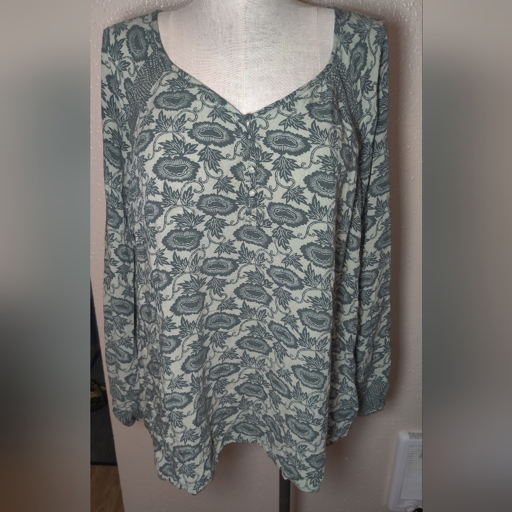 Knox Rose Green Floral Printed long Sleeve Top 2X